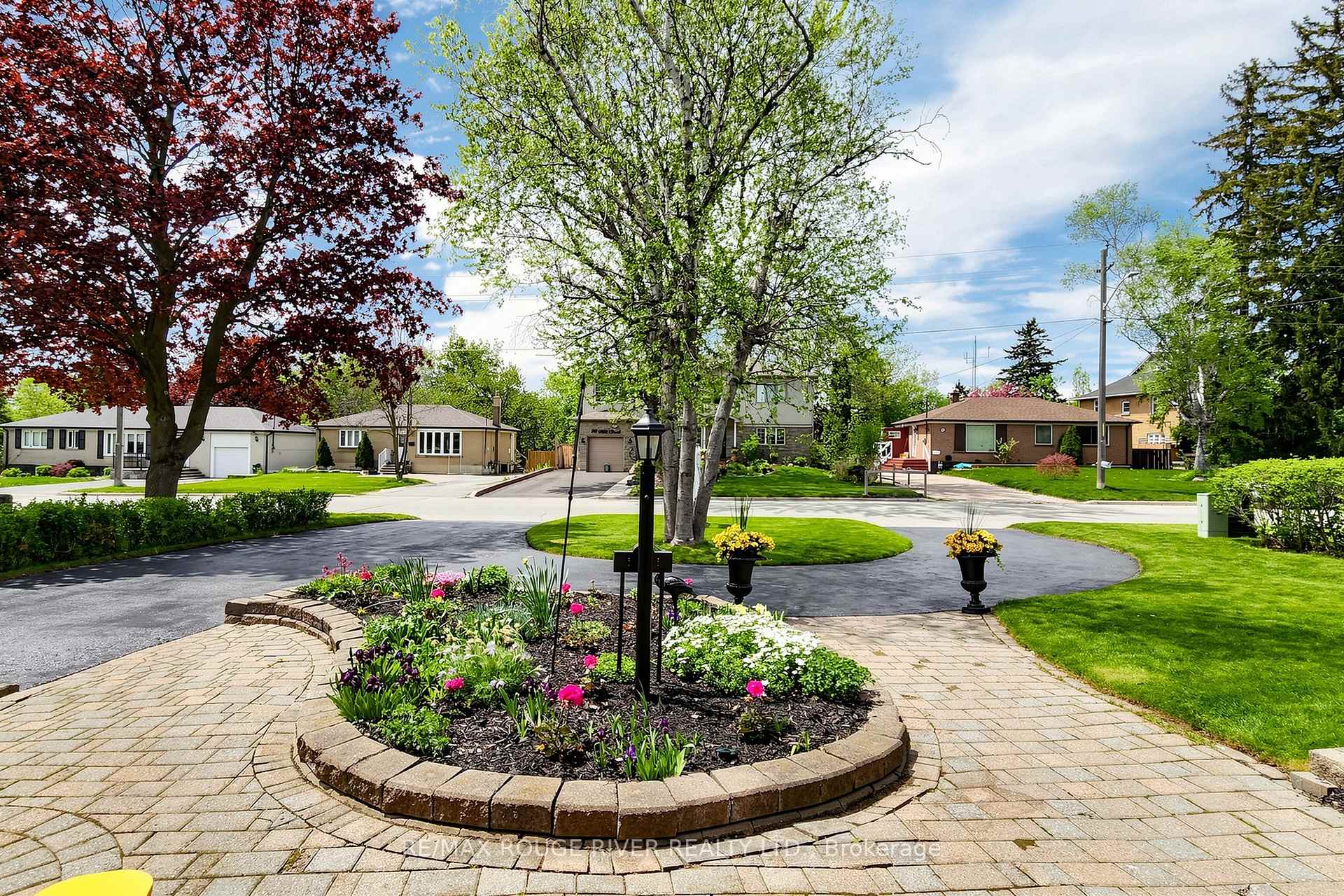 77 Mill Street, Ajax — photo 4 of 5