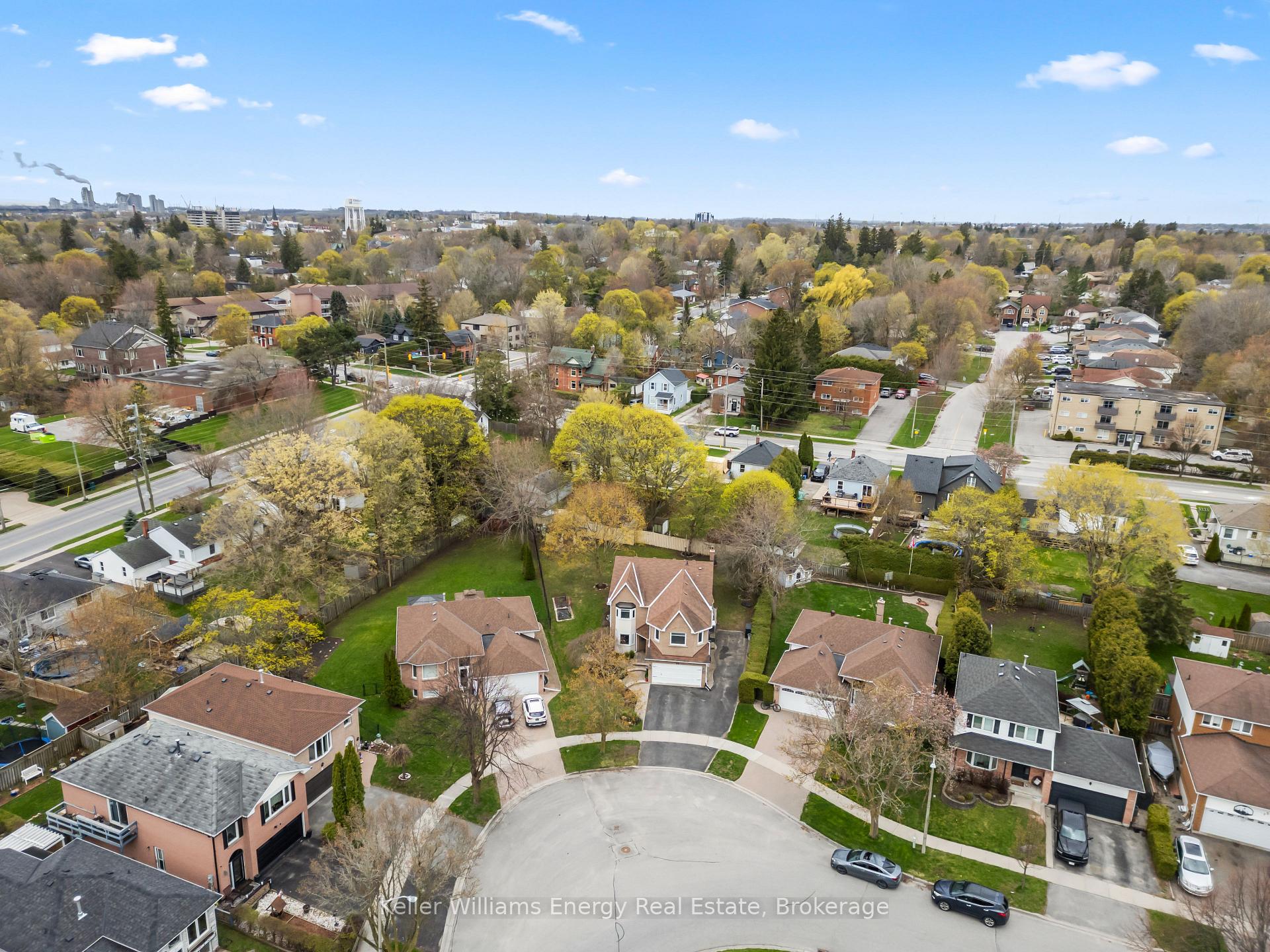 19 Farncomb Crescent, Clarington — photo 3 of 5