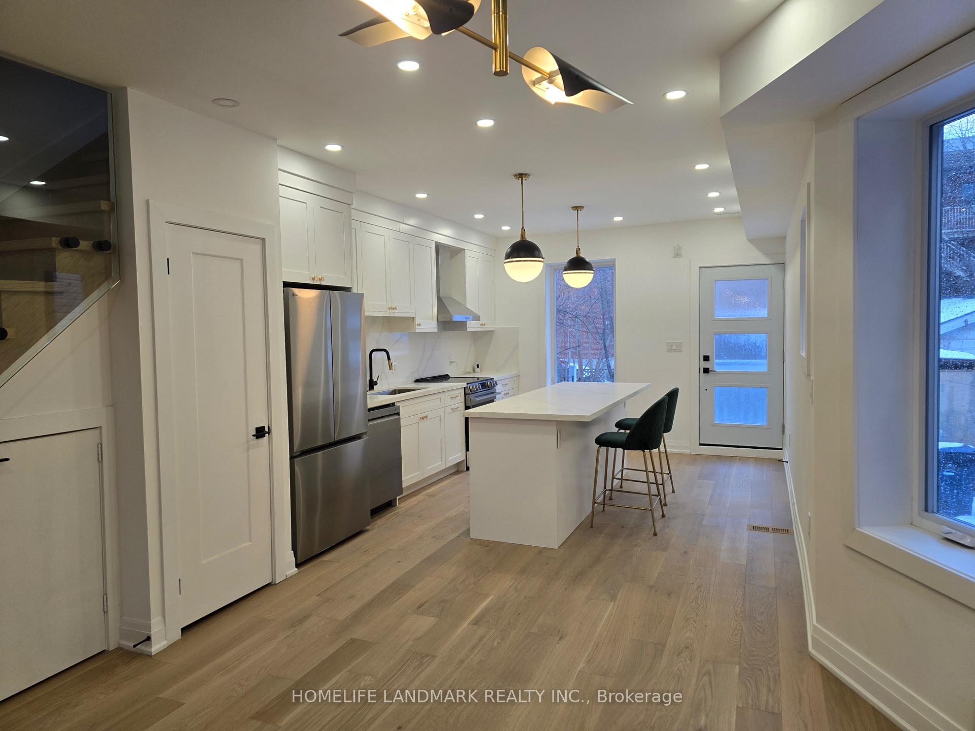 9 Alton Avenue, Toronto E01 — photo 2 of 5