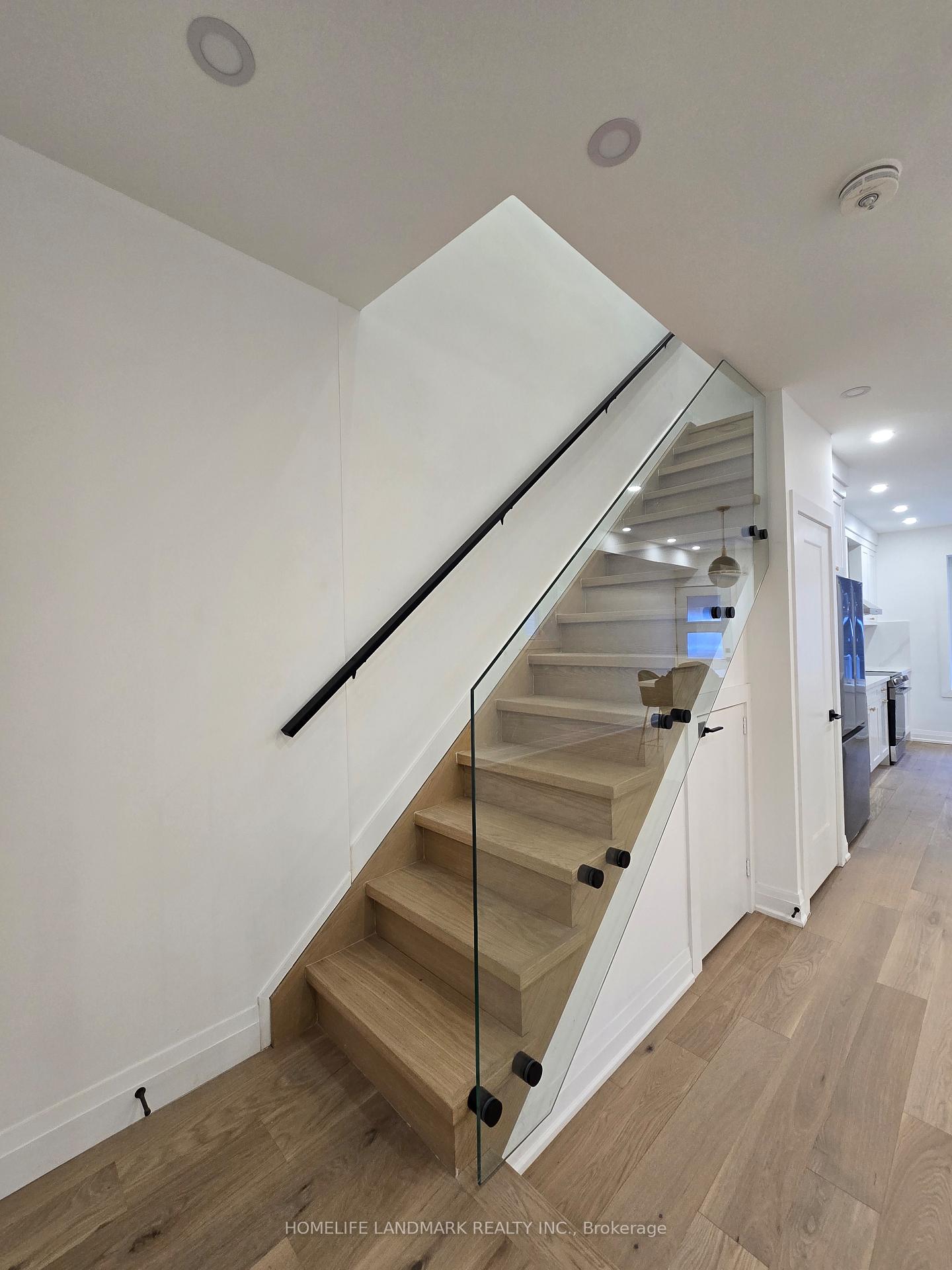9 Alton Avenue, Toronto E01 — photo 5 of 5
