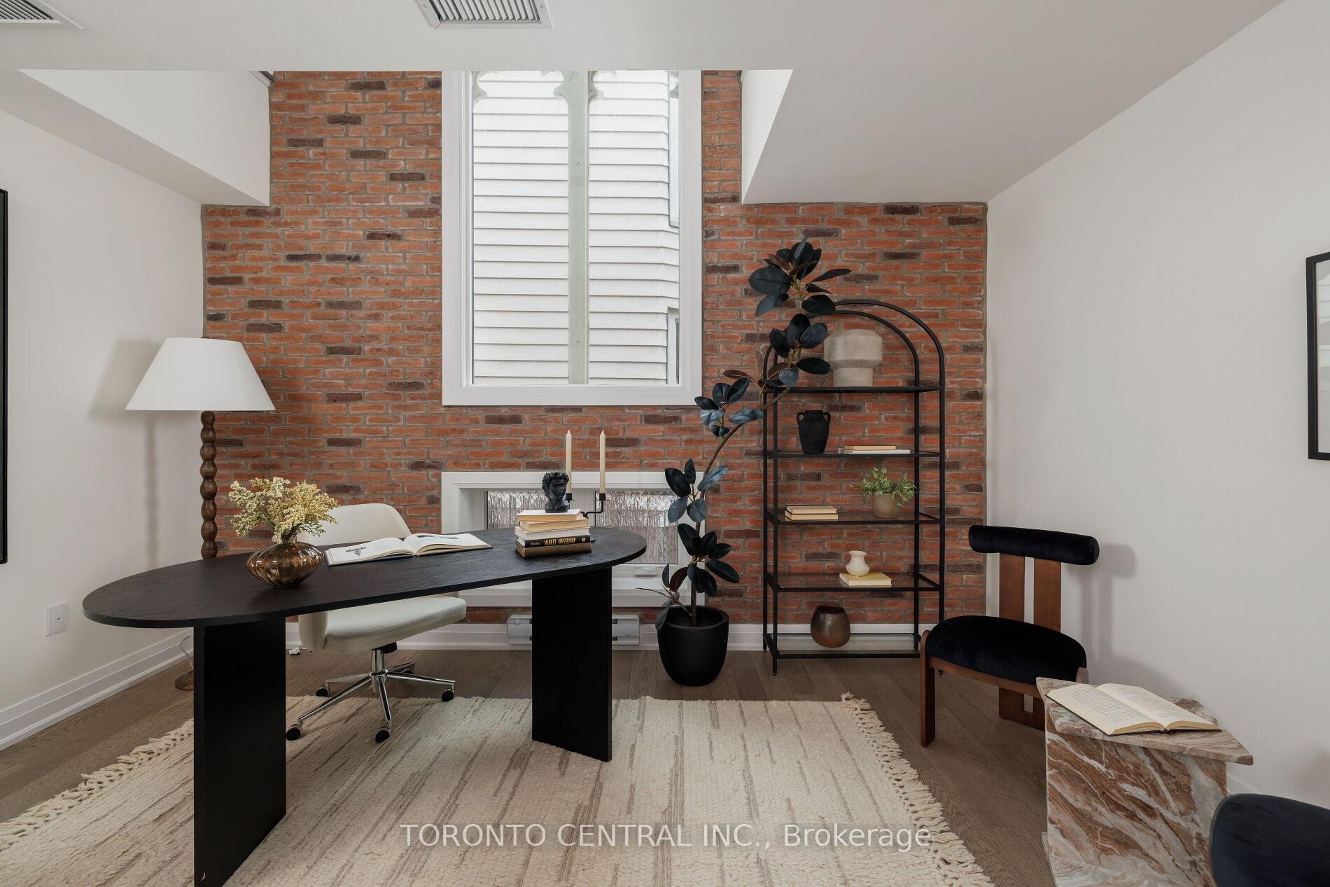 175 Jones Avenue 2, Toronto E01 — photo 4 of 5