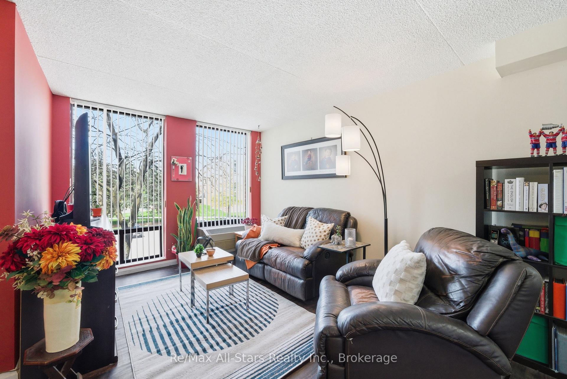 1540 Pickering Parkway 301, Pickering — photo 5 of 5
