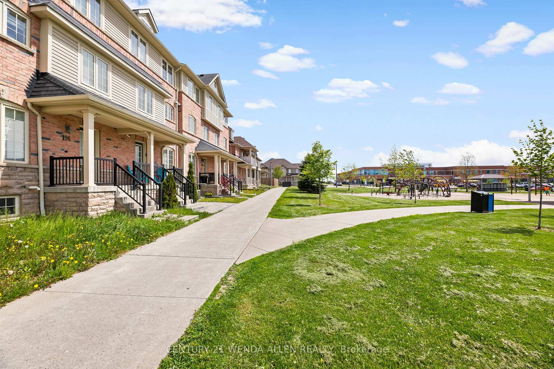 112 Goss Lane, Ajax — photo 4 of 5