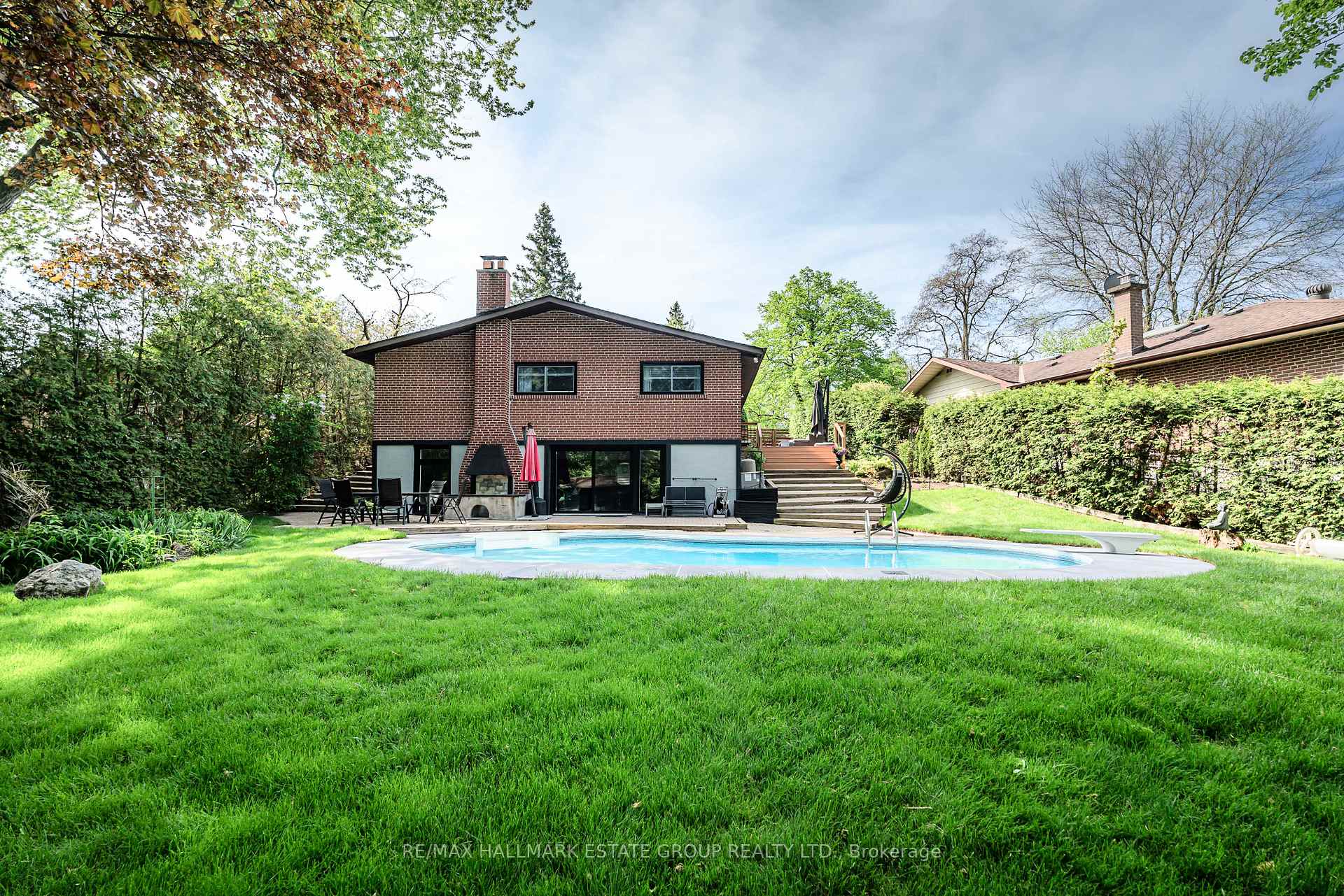 6 Providence Street, Toronto E08 — photo 3 of 5