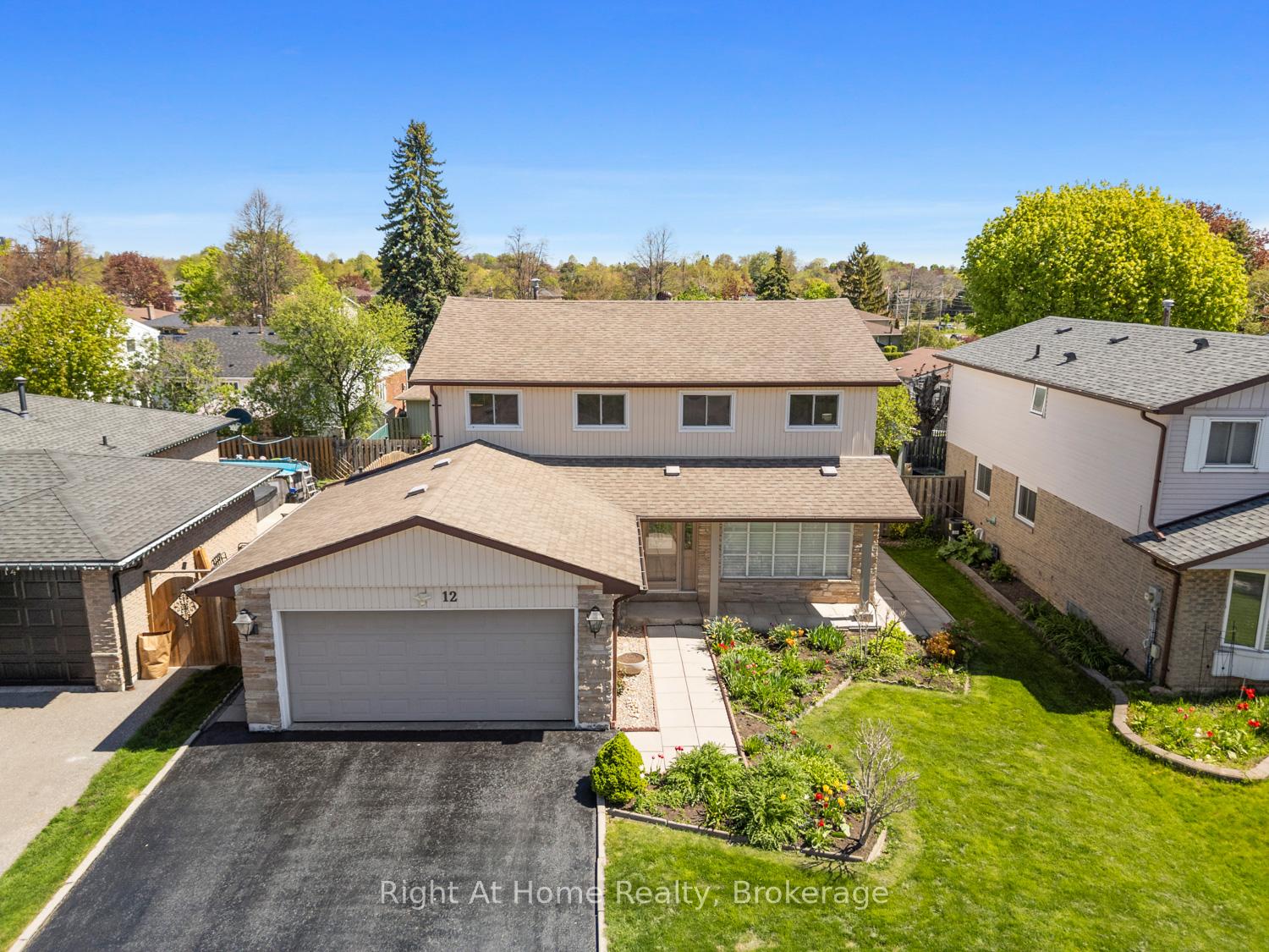 12 Pittmann Crescent, Ajax, ON L1S 3G3 — Ajax, Ontario