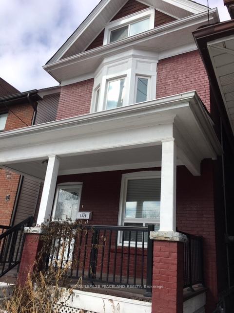 1320 Dundas Street Main+Bs, Toronto E01, ON M4M 1S6 — Toronto E01, Ontario