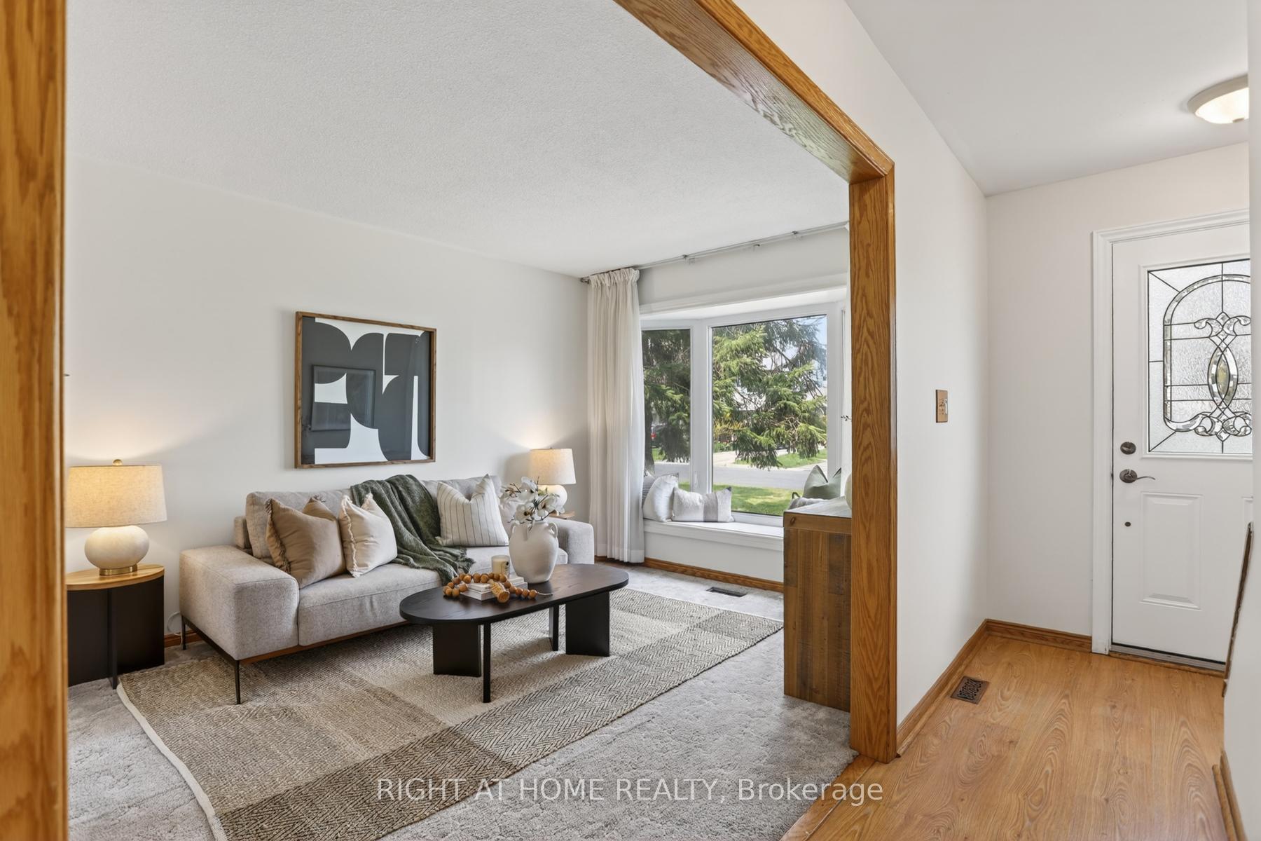 117 Rands Road, Ajax — photo 4 of 5