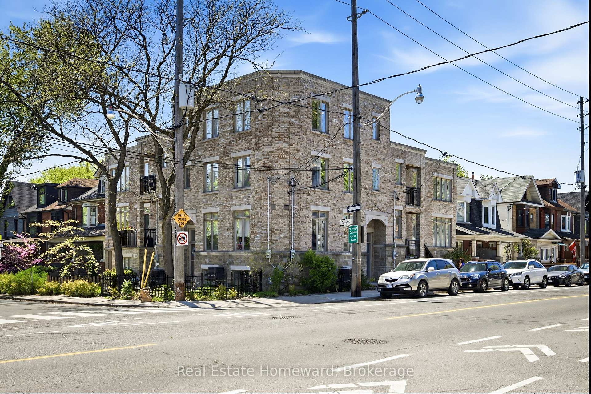1467 Dundas Street E, Toronto E01 — photo 2 of 5