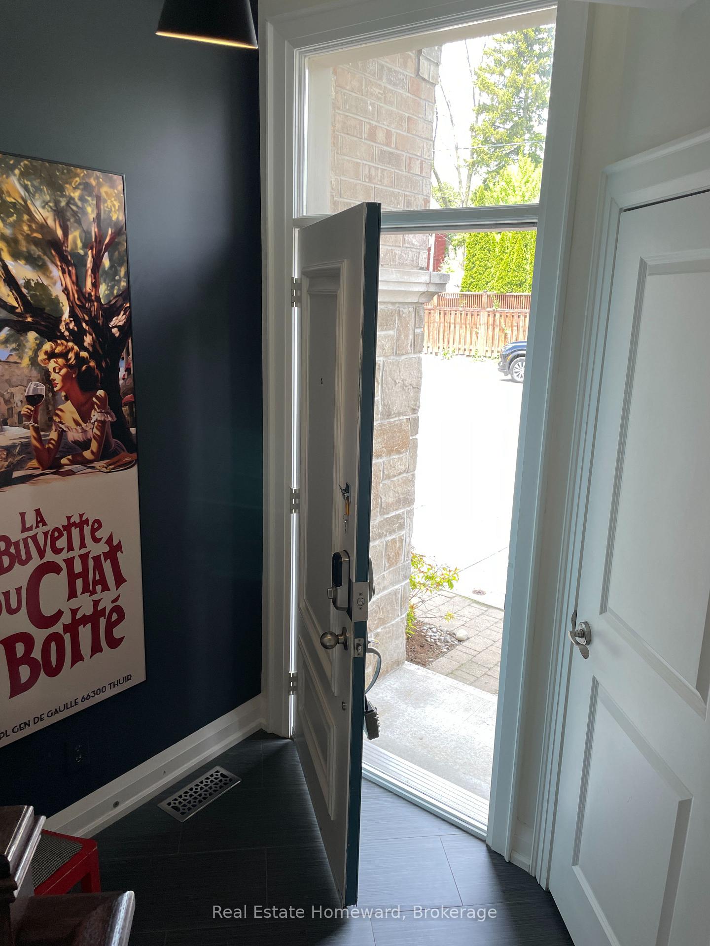 1467 Dundas Street E, Toronto E01 — photo 4 of 5