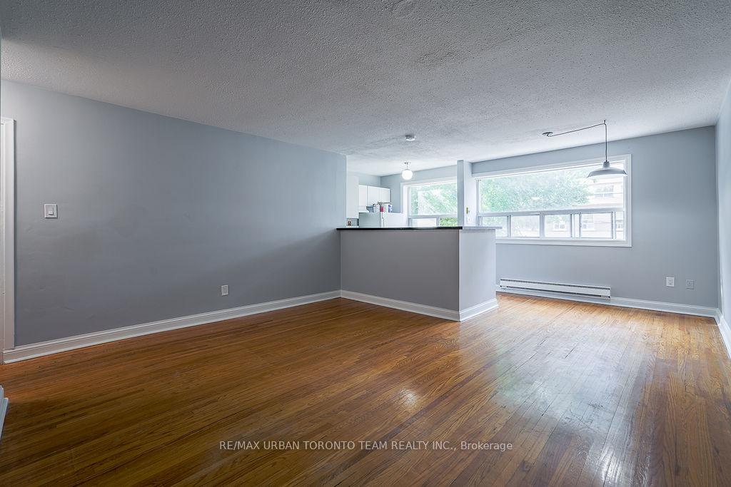 1346 Queen Street E 1, Toronto E01, ON M4L 1C5 — Toronto E01, Ontario