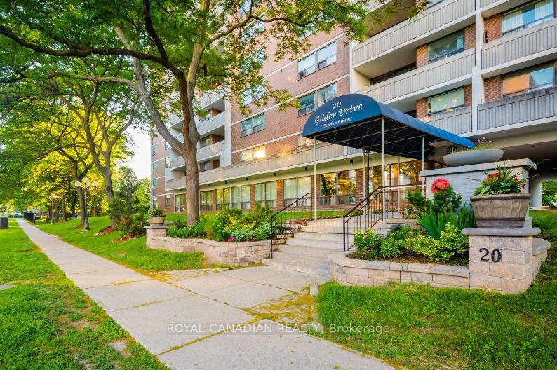 20 Gilder Drive 204, Toronto E08 — photo 2 of 5