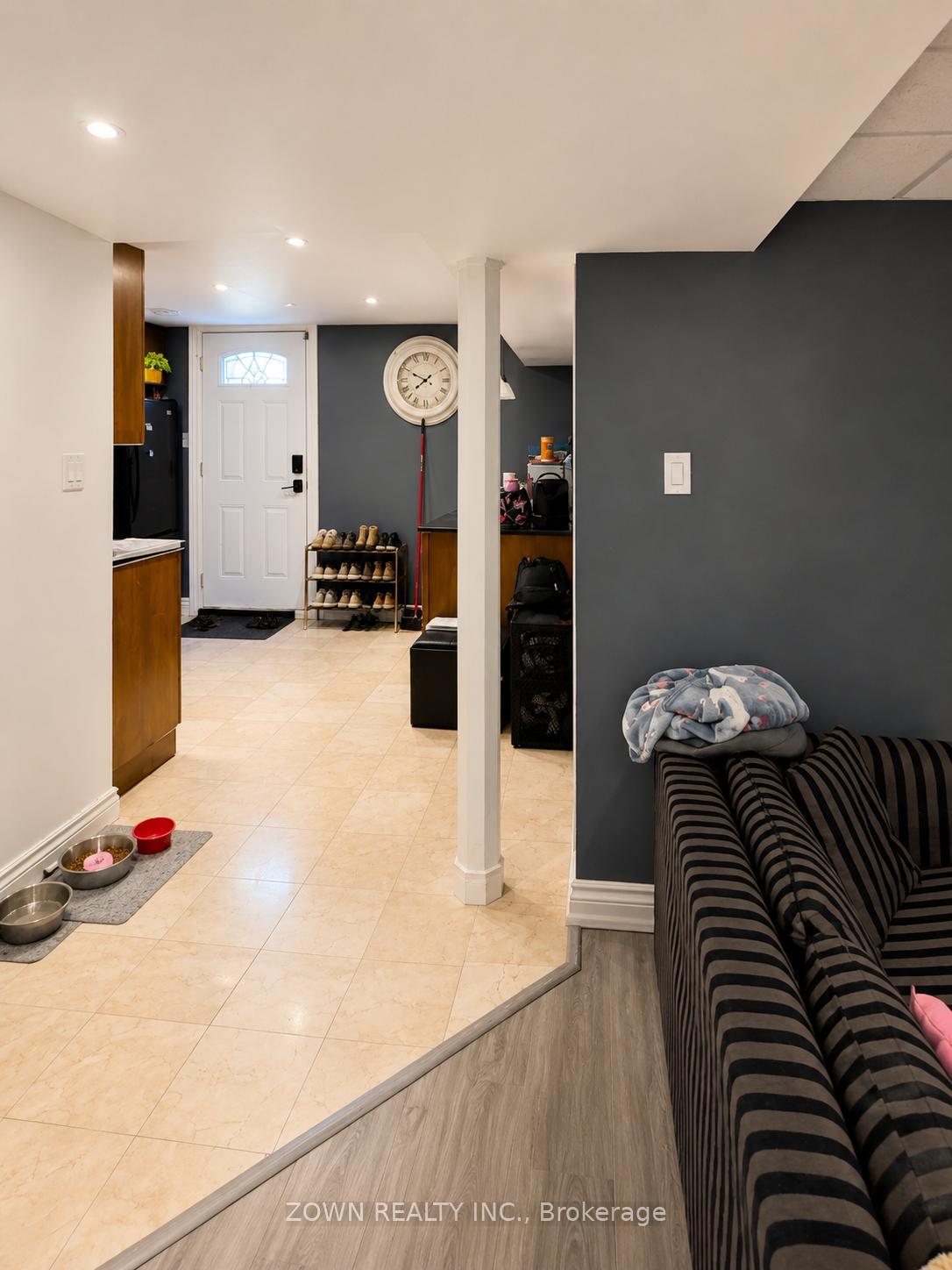 41 Morna Avenue, Toronto E08 — photo 4 of 5