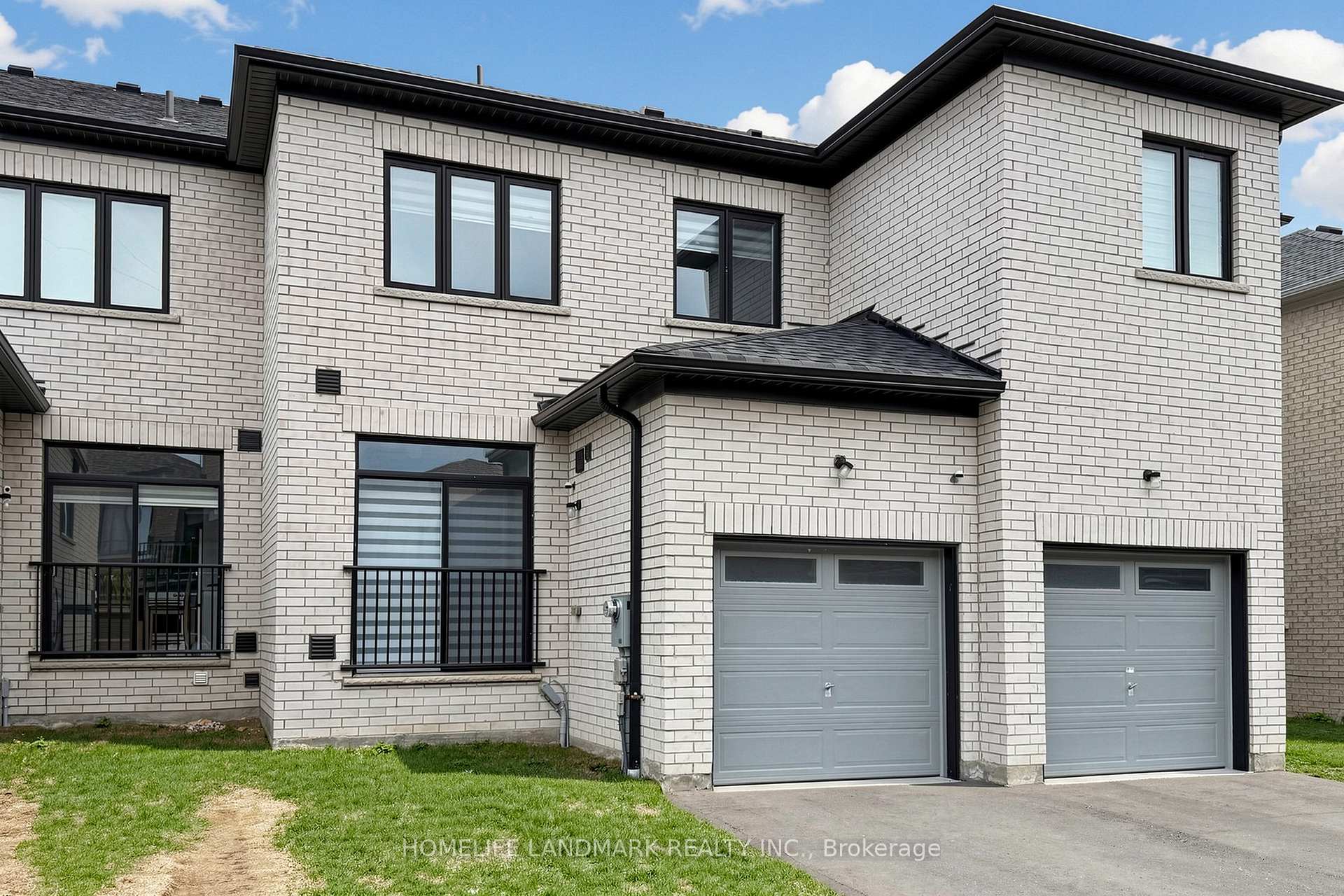 2686 Delphinium Trail, Pickering, ON L1X 0M1 — Pickering, Ontario