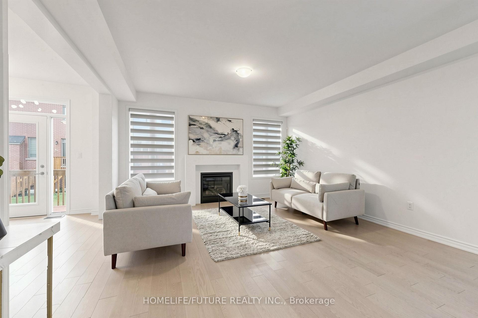 1406 Swallowtail Lane, Pickering — photo 4 of 5