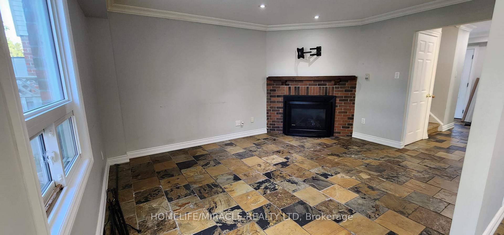 264 Wright Crescent, Ajax — photo 5 of 5