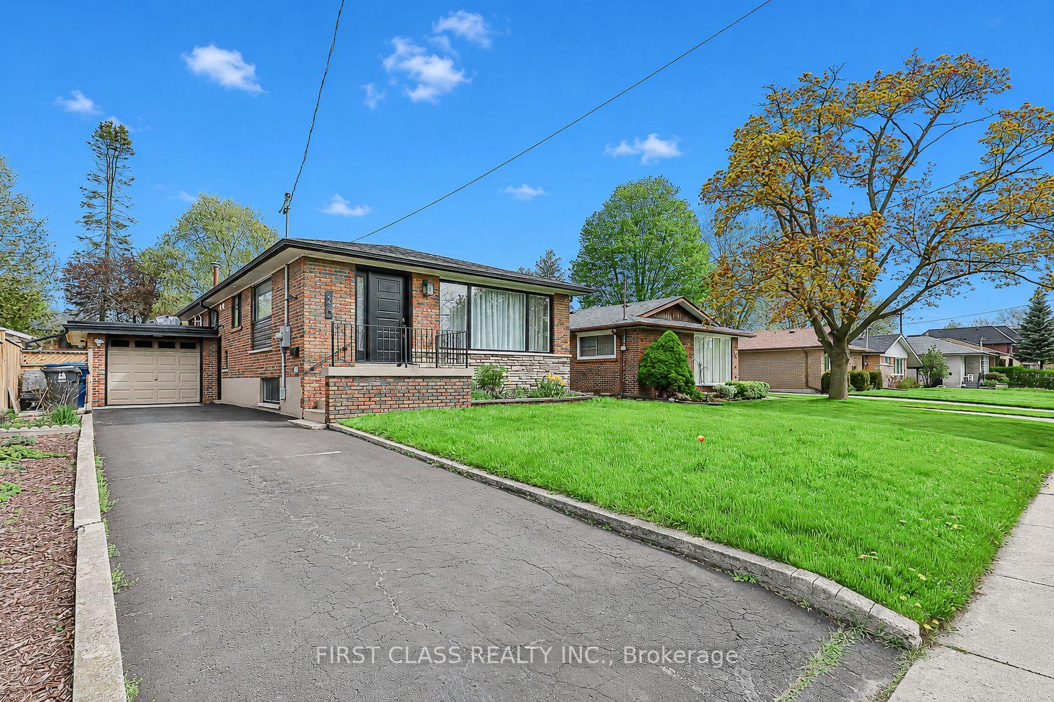 24 Fintona Avenue, Toronto E08, ON M1E 1V3 — Toronto E08, Ontario