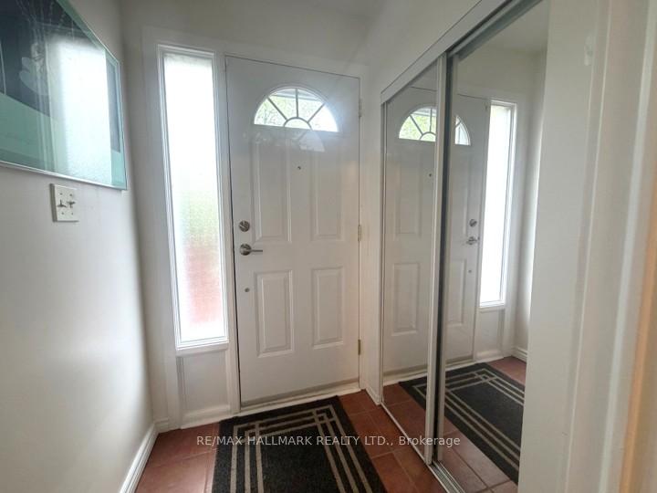 92 Guildwood Parkway, Toronto E08 — photo 3 of 5
