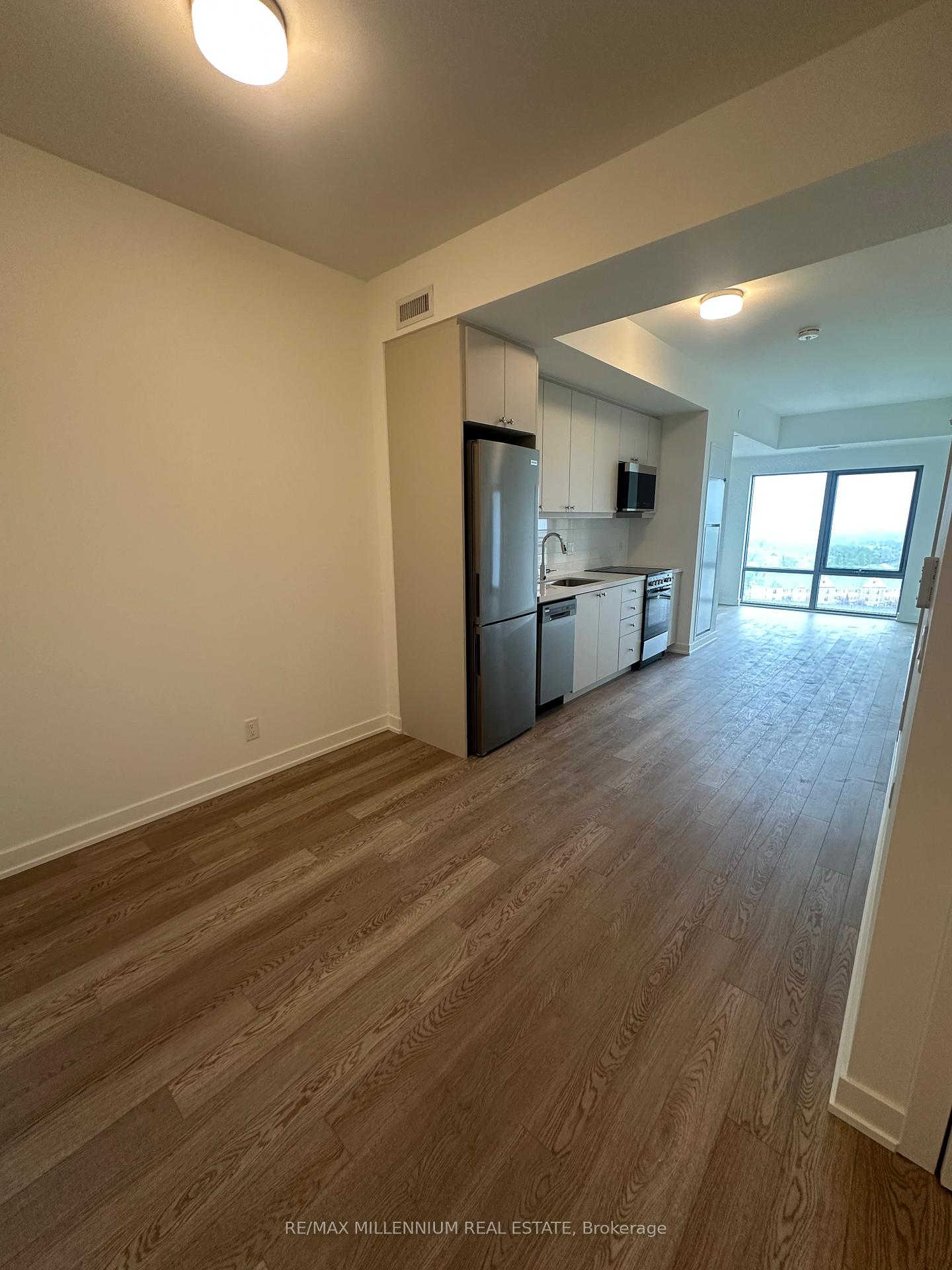 51 CLARINGTON Boulevard 1121, Clarington — photo 4 of 5