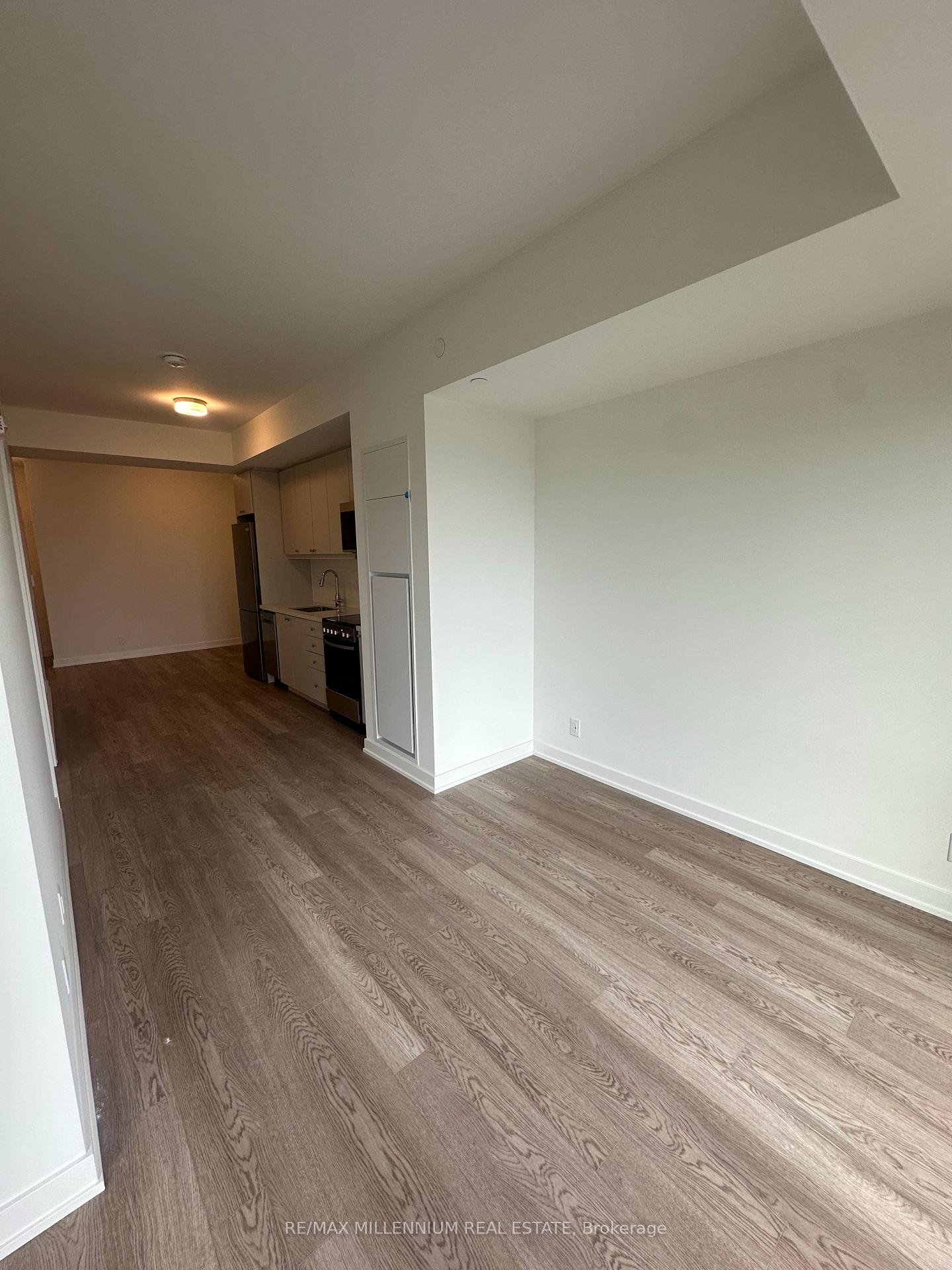 51 CLARINGTON Boulevard 1121, Clarington — photo 5 of 5