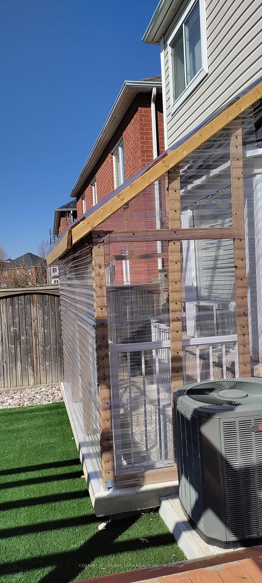 13 Quaintance Avenue 2, Ajax — photo 4 of 5