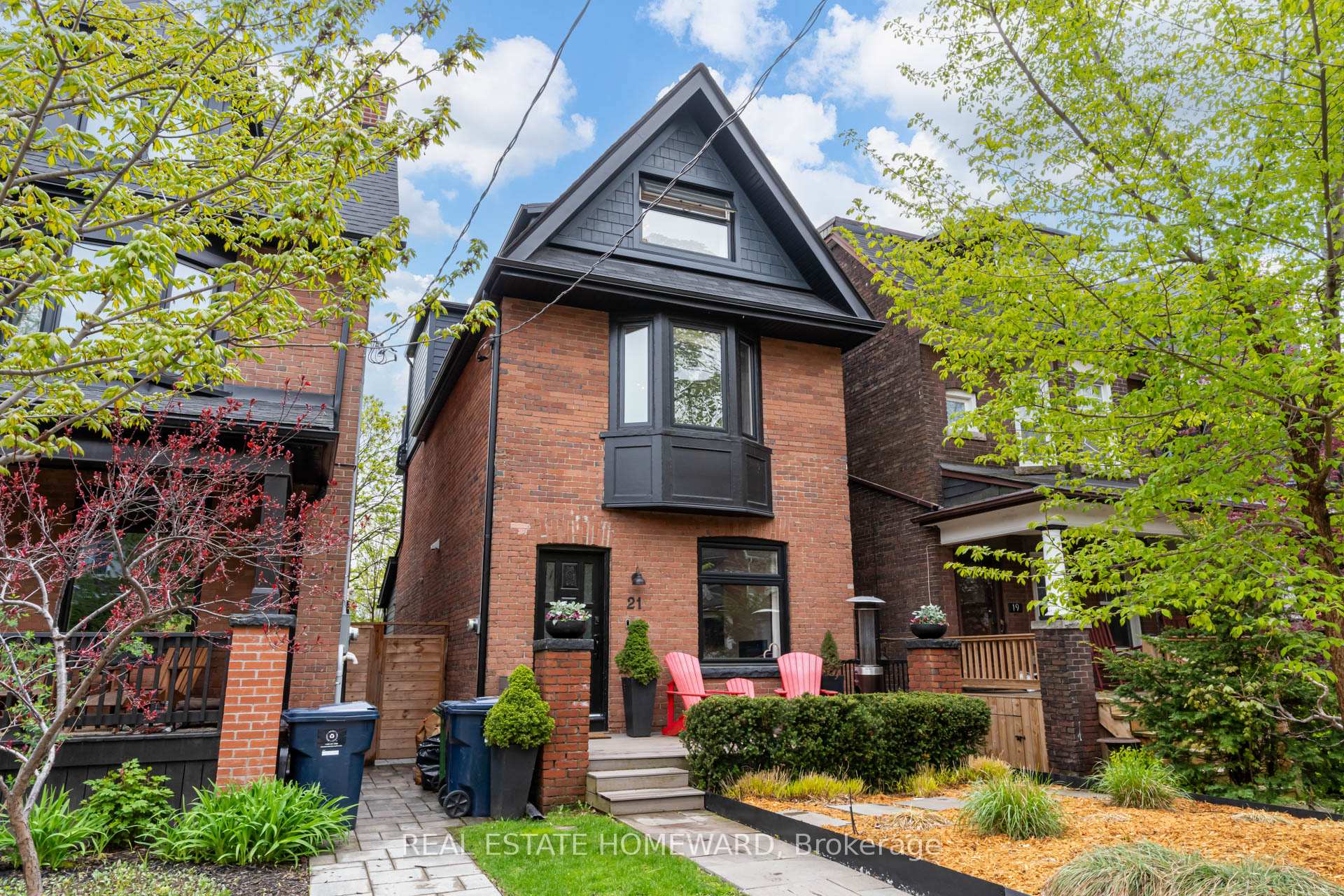 21 Sandford Avenue, Toronto E01, ON M4L 2E6 — Toronto E01, Ontario