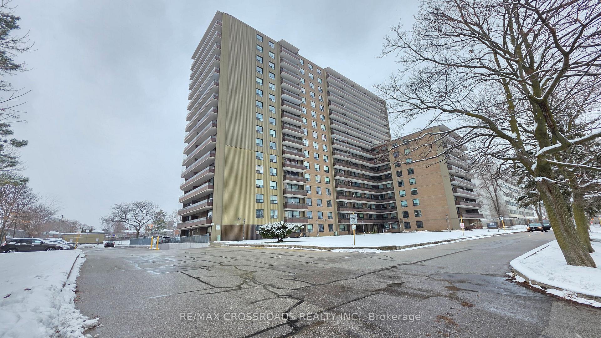 180 Markham Road 921, Toronto E08 — photo 3 of 5