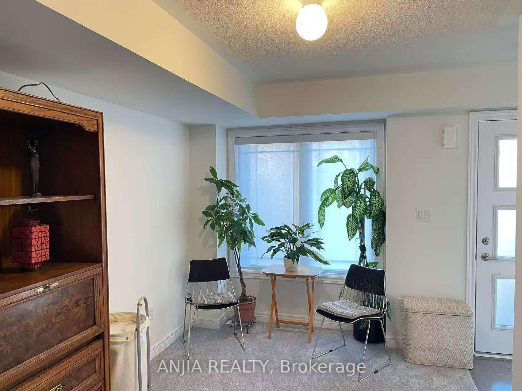 2863 Whites Road, Pickering — photo 2 of 5
