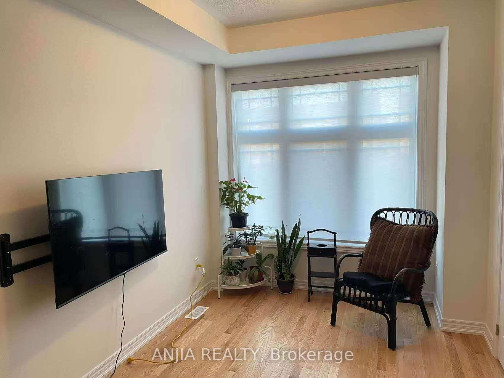 2863 Whites Road, Pickering — photo 3 of 5