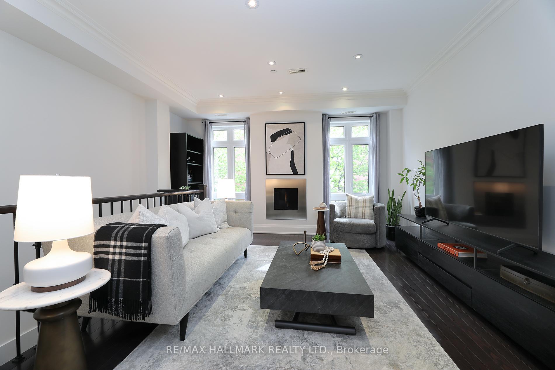 1185 Queen Street E F, Toronto E01 — photo 4 of 5