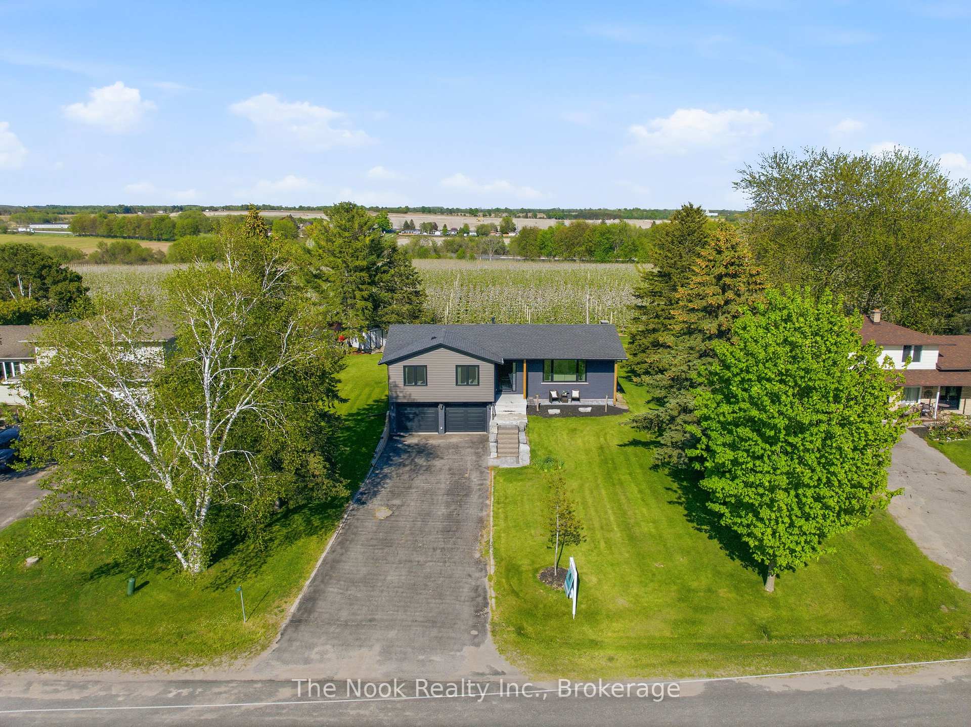 2625 Bellwood Drive, Clarington — photo 2 of 5