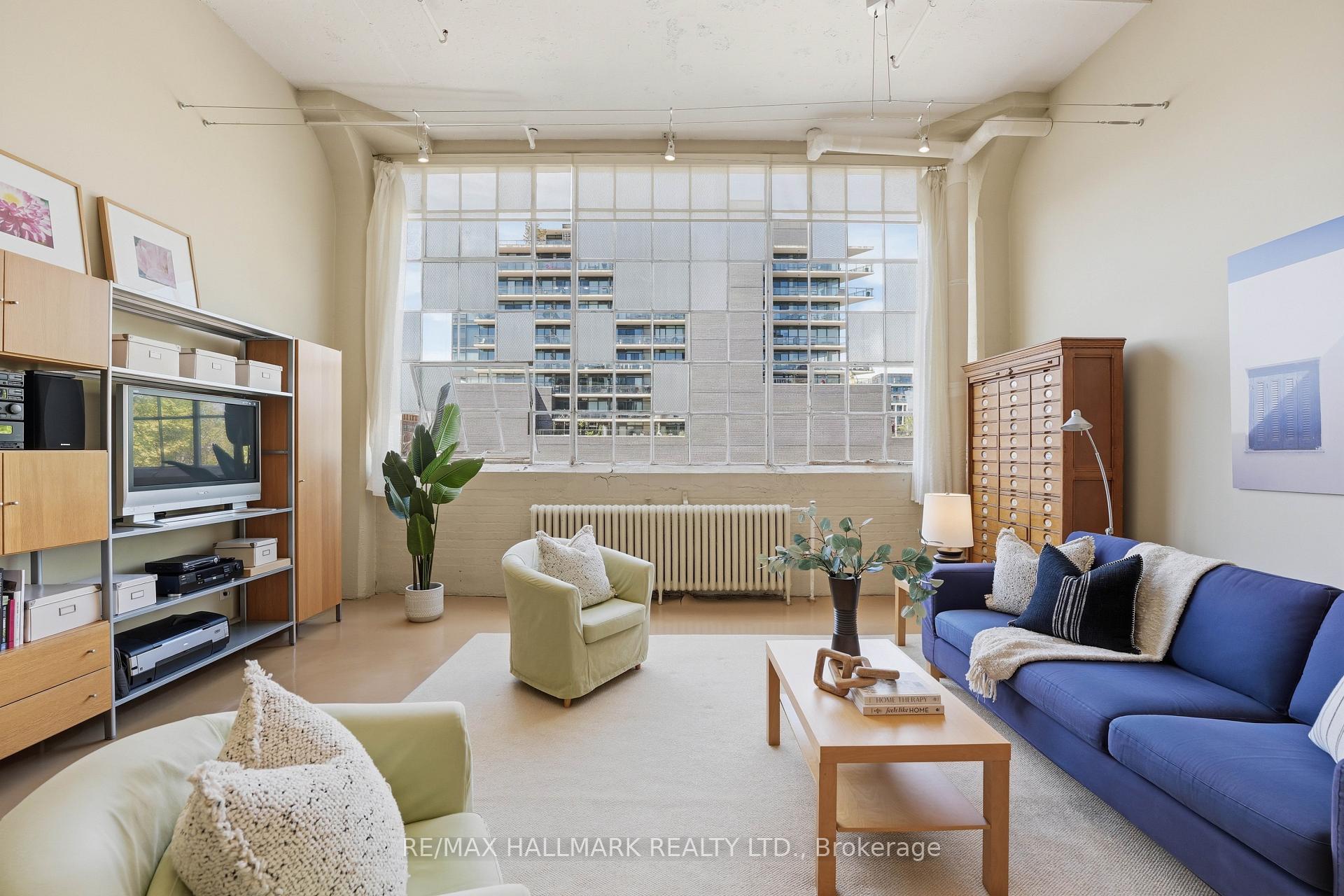 245 Carlaw Avenue 203, Toronto E01 — photo 3 of 5
