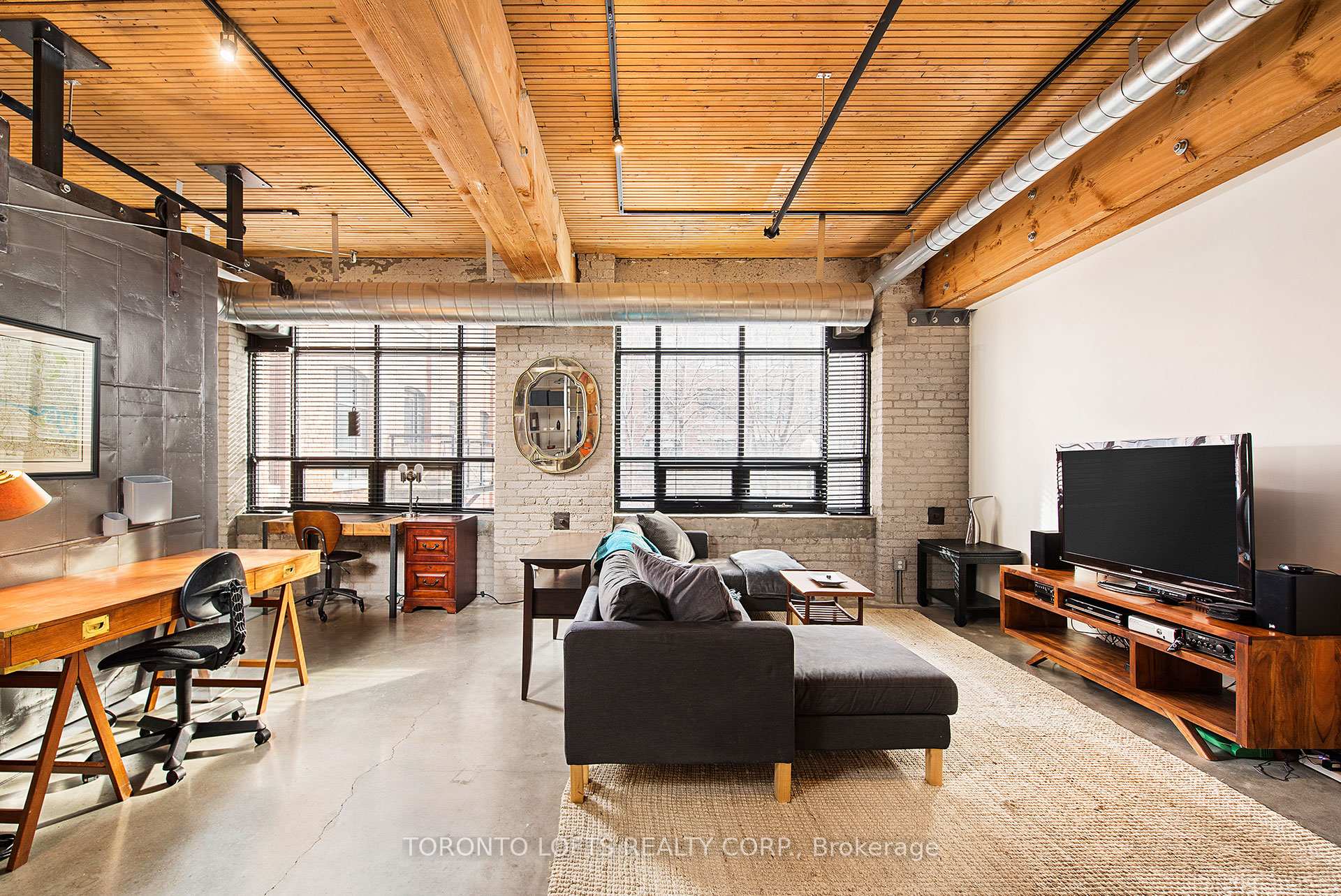 68 Broadview Avenue 201, Toronto E01 — photo 2 of 5