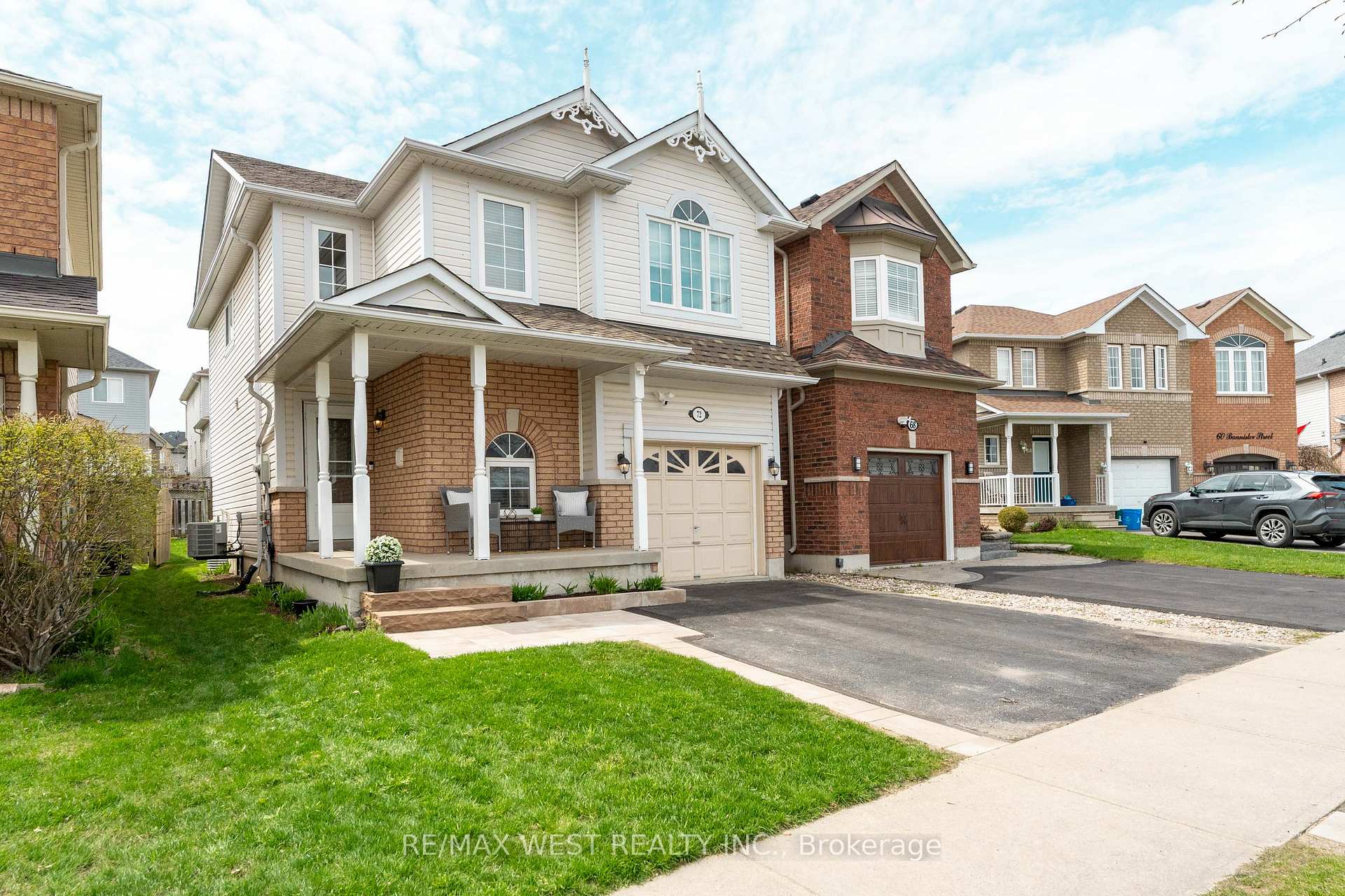 72 Bannister Street, Clarington — photo 2 of 5