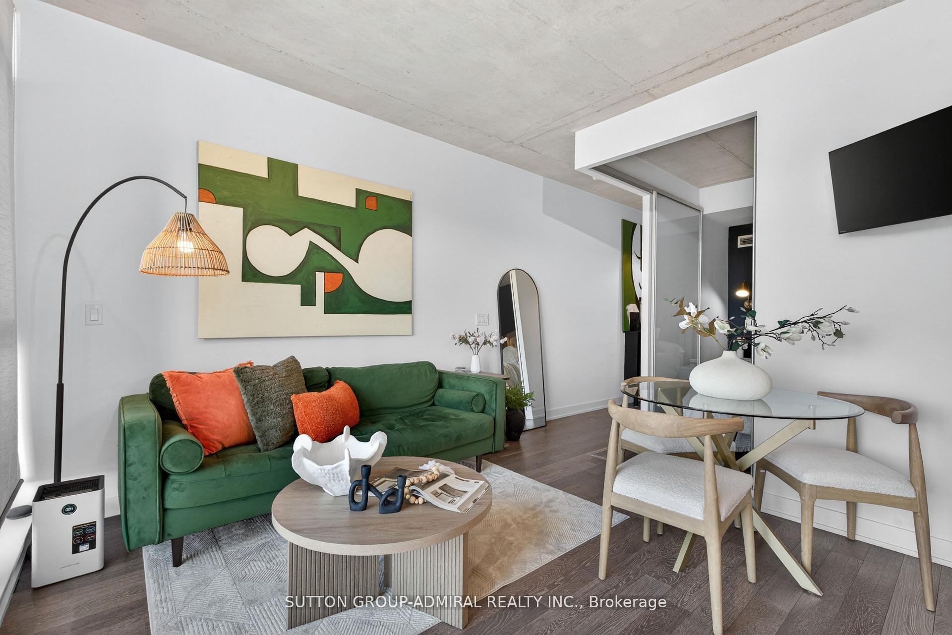1190 Dundas Street E 725, Toronto E01, ON M4M 0C5 — Toronto E01, Ontario