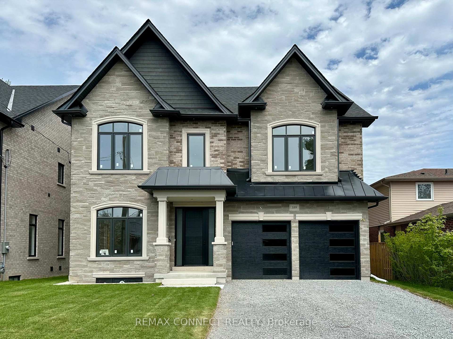 389 Rosebank Road, Pickering, ON L1W 2N3 — Pickering, Ontario