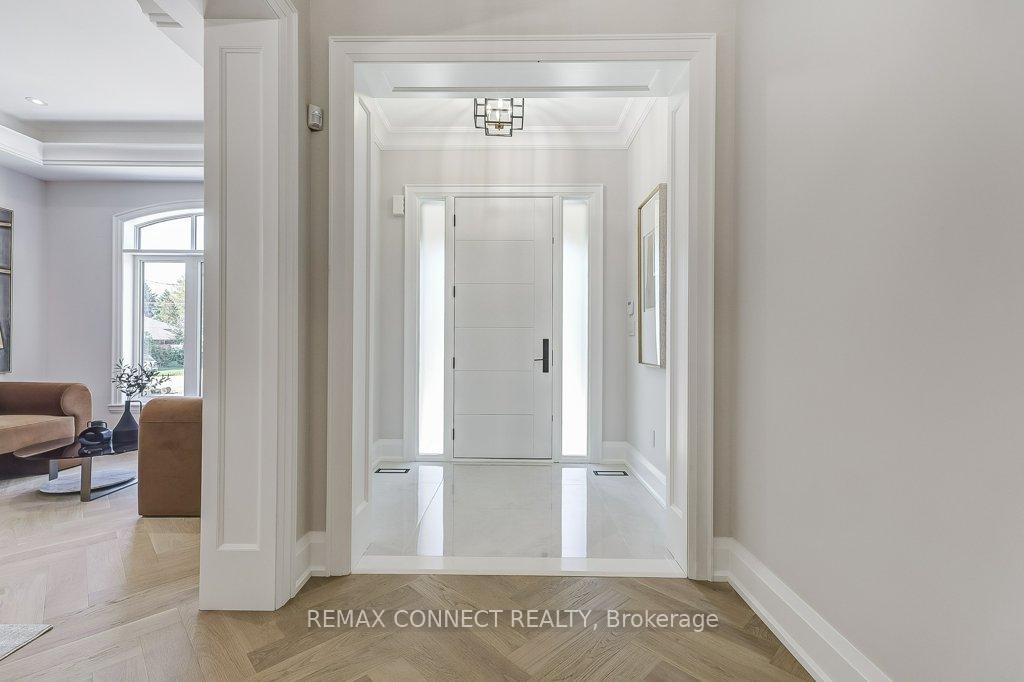 389 Rosebank Road, Pickering — photo 2 of 5