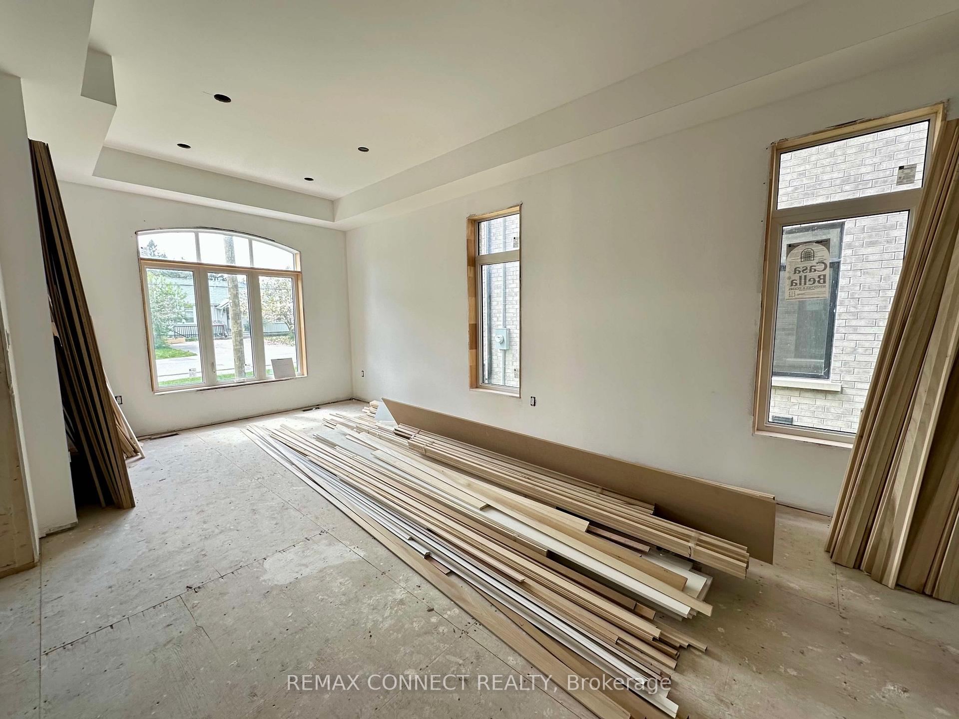 389 Rosebank Road, Pickering — photo 4 of 5