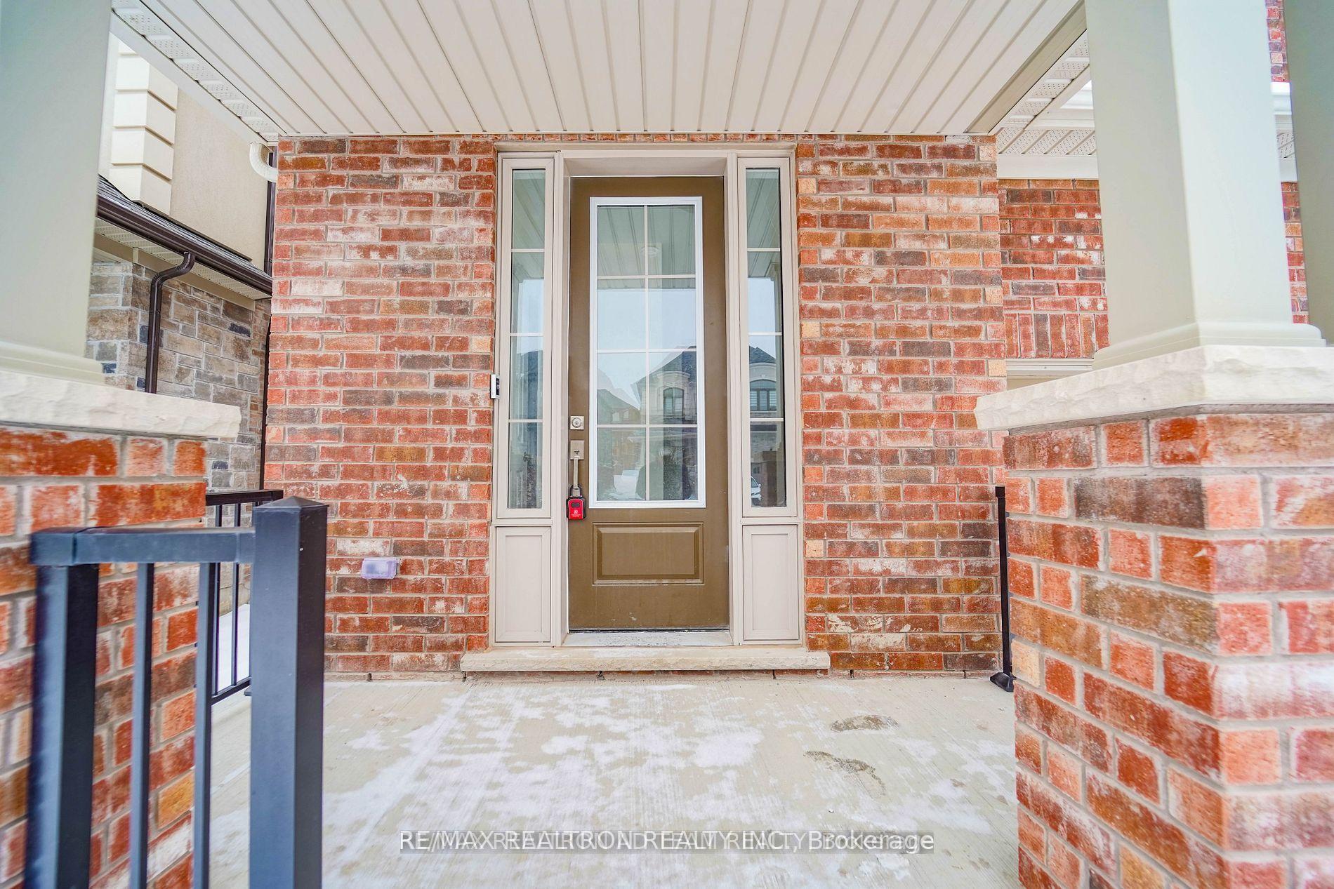79 Northrop Avenue, Clarington — photo 3 of 5