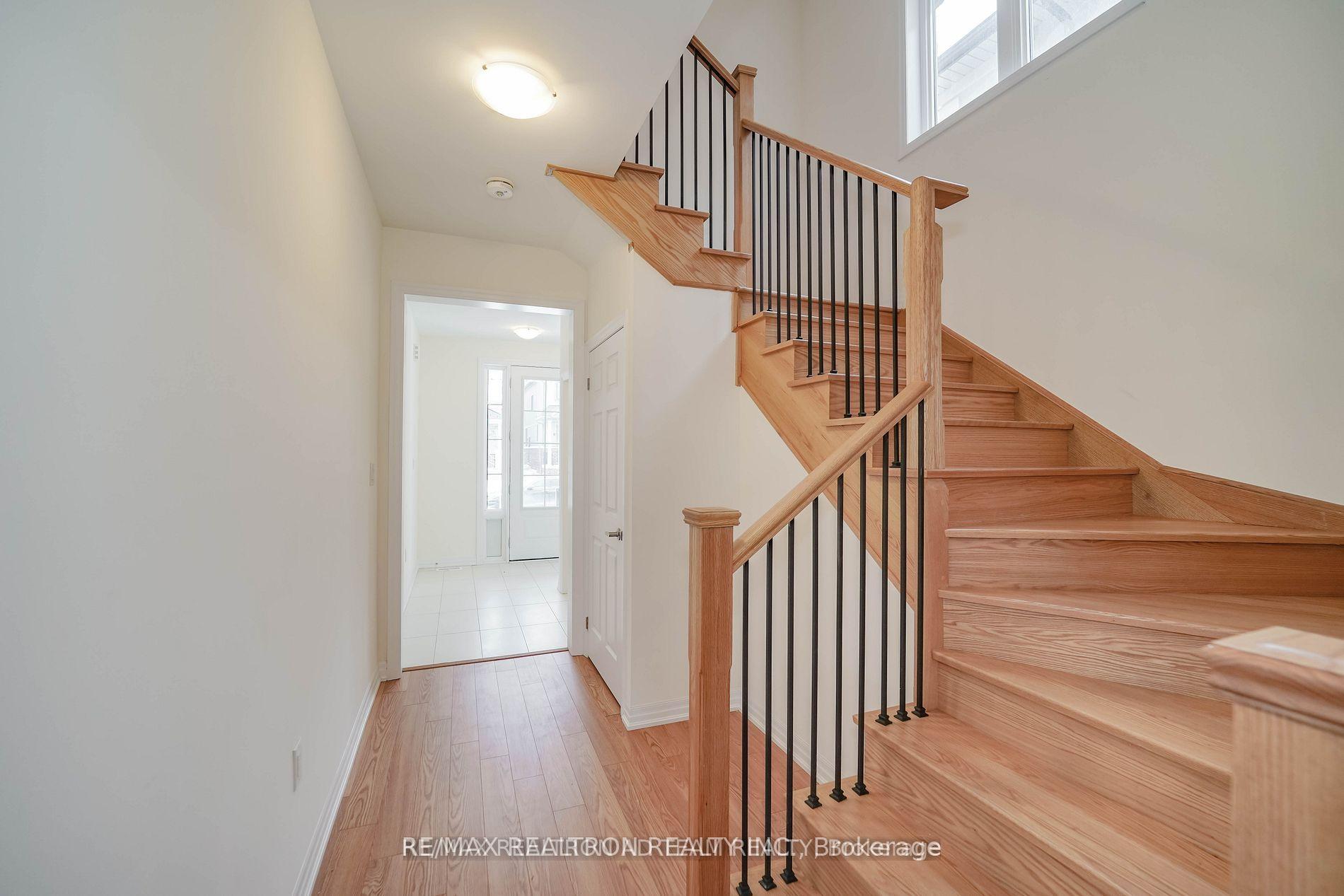 79 Northrop Avenue, Clarington — photo 5 of 5