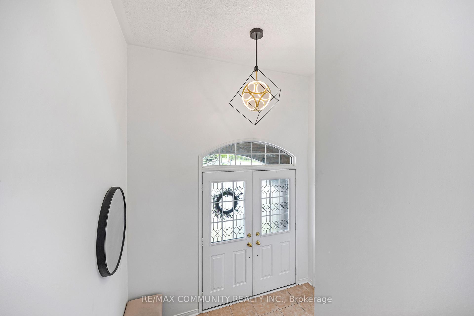 81 Bambridge Street, Ajax — photo 2 of 5