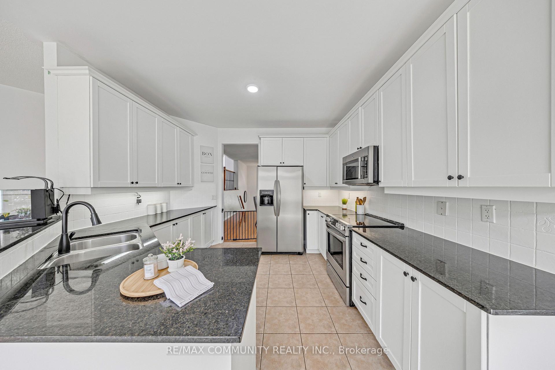 81 Bambridge Street, Ajax — photo 4 of 5
