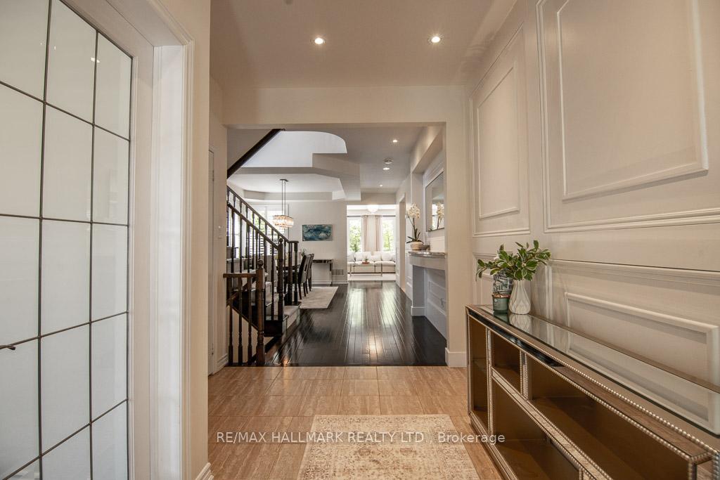 566 Maitland Drive, Pickering — photo 4 of 5