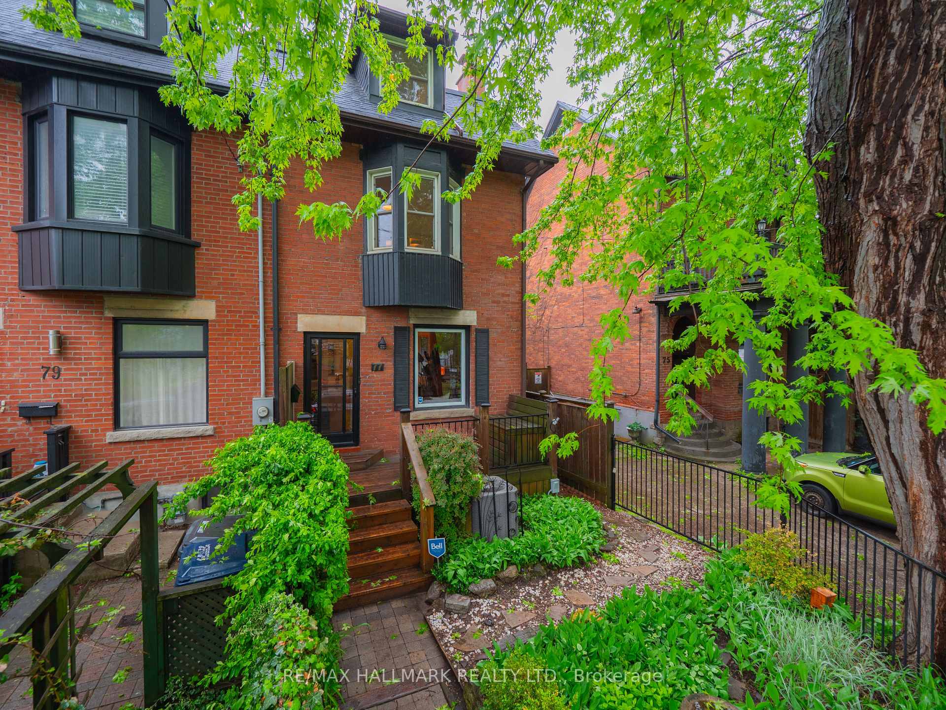 77 McGee Street, Toronto E01, ON M4M 2L1 — Toronto E01, Ontario