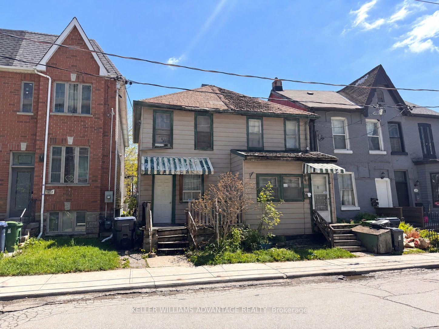165 Logan Avenue, Toronto E01, ON M4M 2N2 — Toronto E01, Ontario