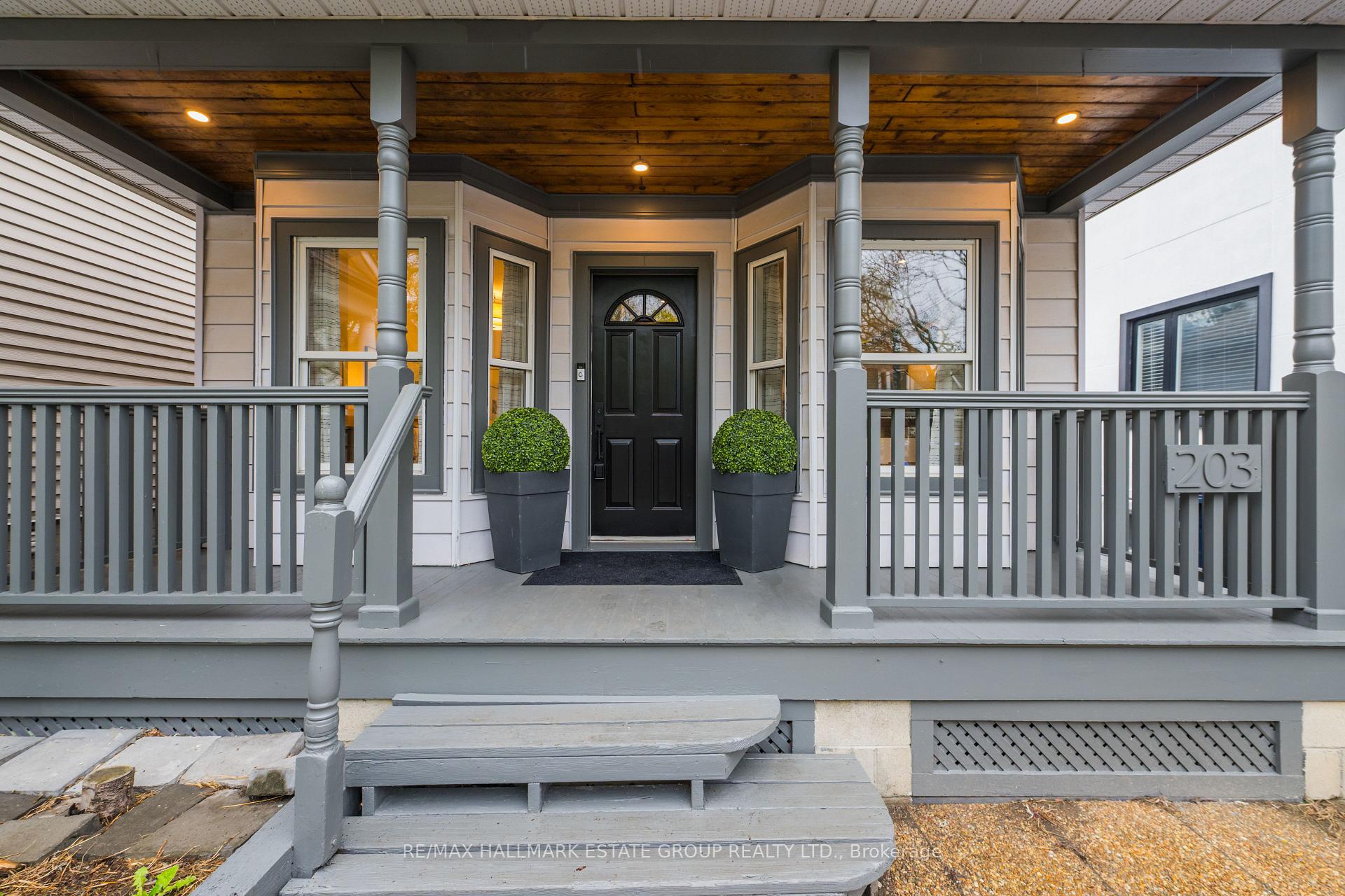 203 Rhodes Avenue, Toronto E01 — photo 3 of 5