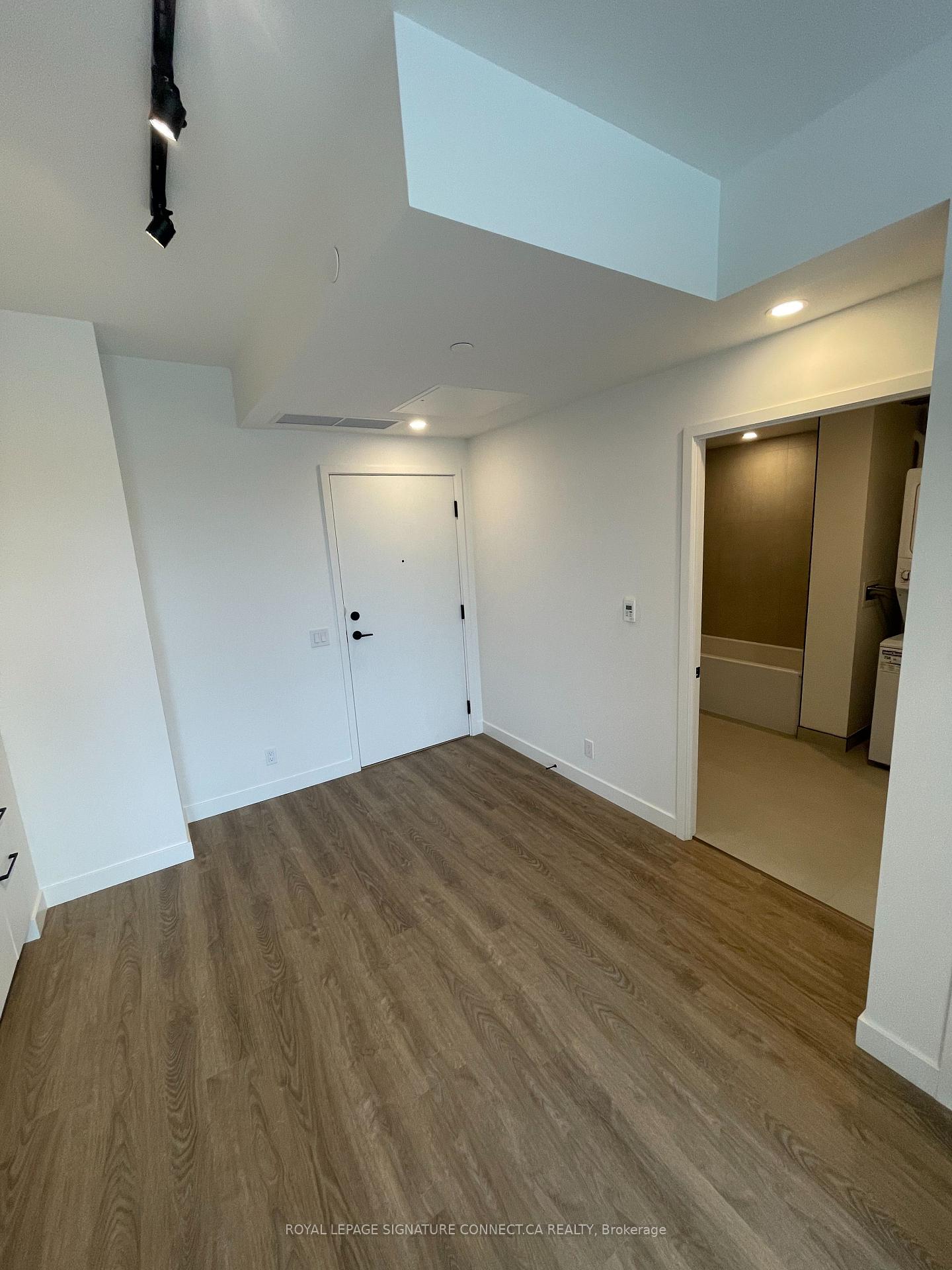 1050 Eastern Avenue 625, Toronto E01 — photo 2 of 5