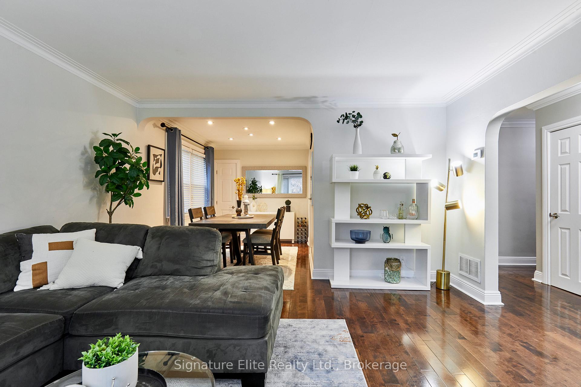 3 Kingsmere Crescent, Toronto E08 — photo 4 of 5