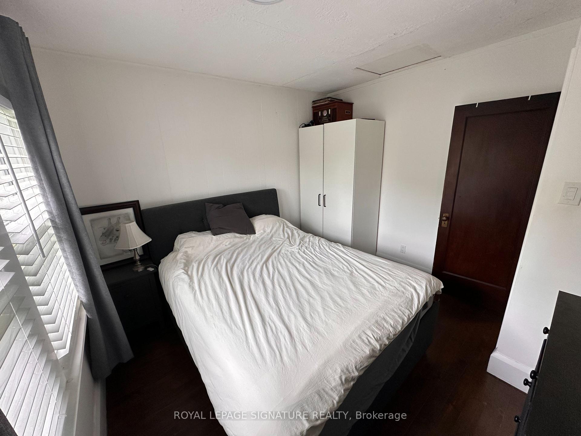 663 Liverpool Road, Pickering — photo 4 of 5