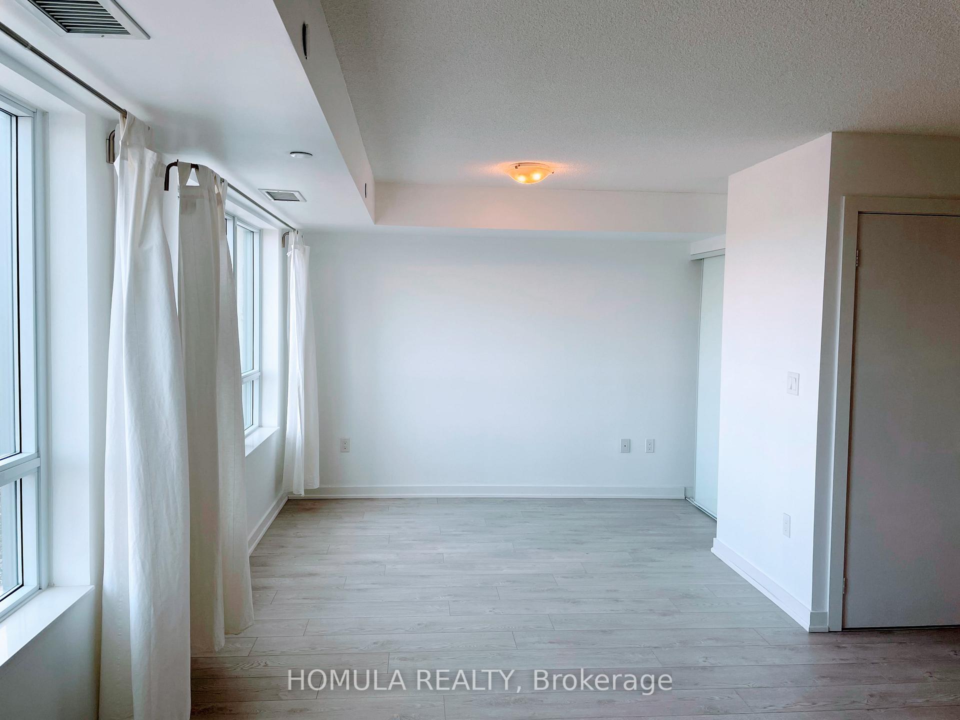 1346 Danforth Road 1113, Toronto E08 — photo 2 of 5