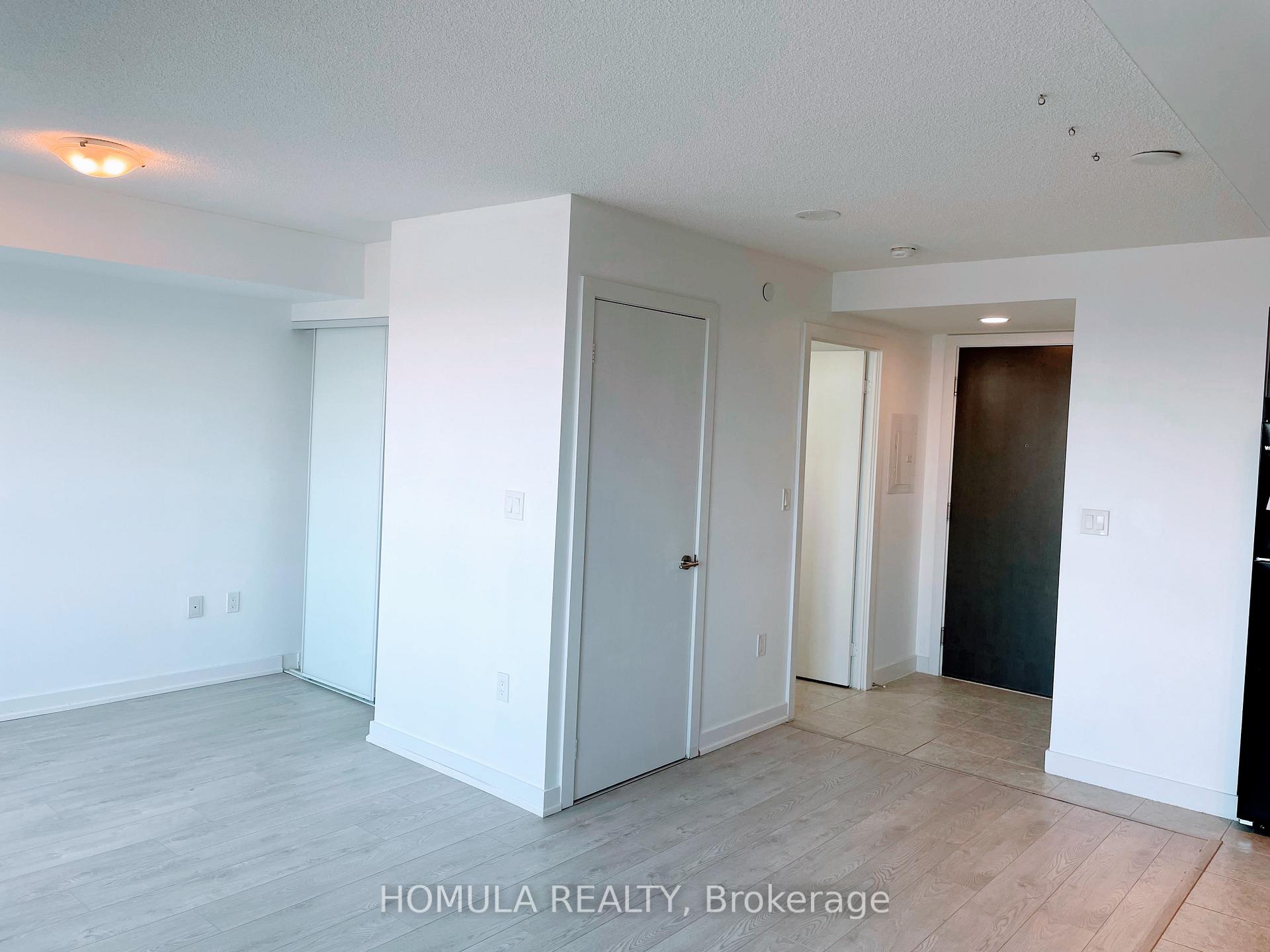 1346 Danforth Road 1113, Toronto E08 — photo 3 of 5